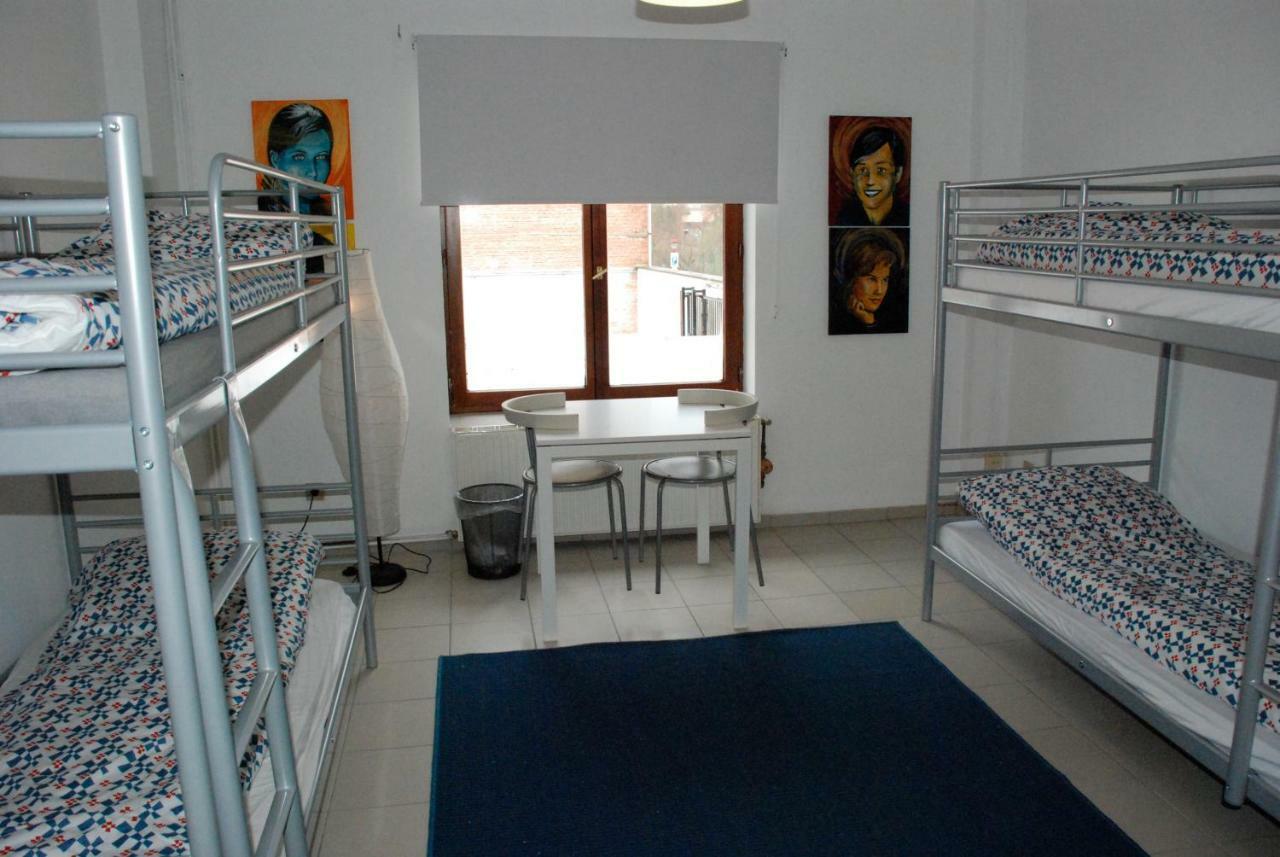 Brussels Hello Hostel Koekelberg Екстер'єр фото